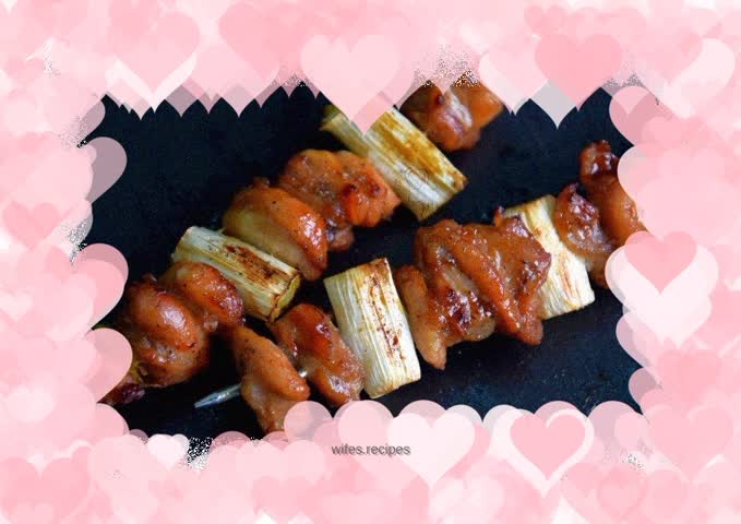 Chicken skewers with green onions