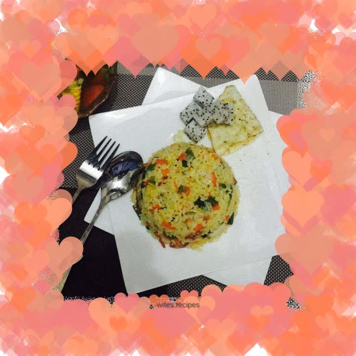 Different egg fried rice