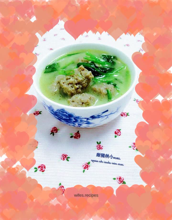 Spinach and Beef Balls in Clear Soup