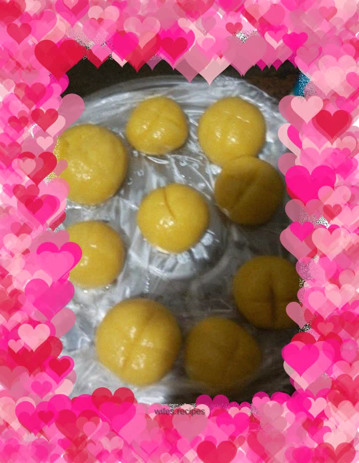 Pumpkin glutinous rice cake