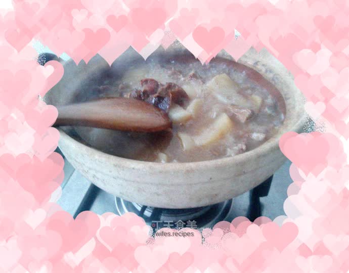 Braised beef brisket with radish