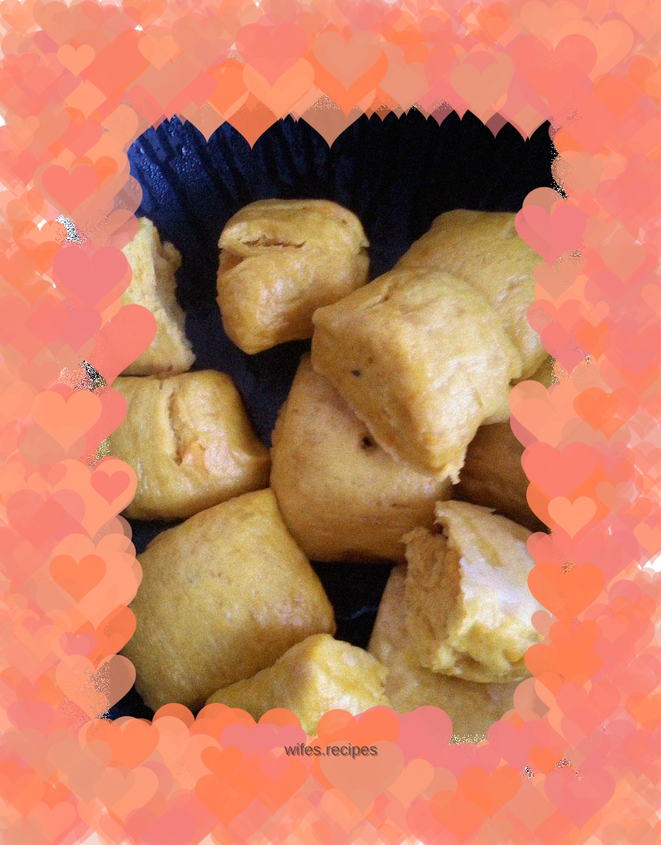 Pumpkin steamed buns