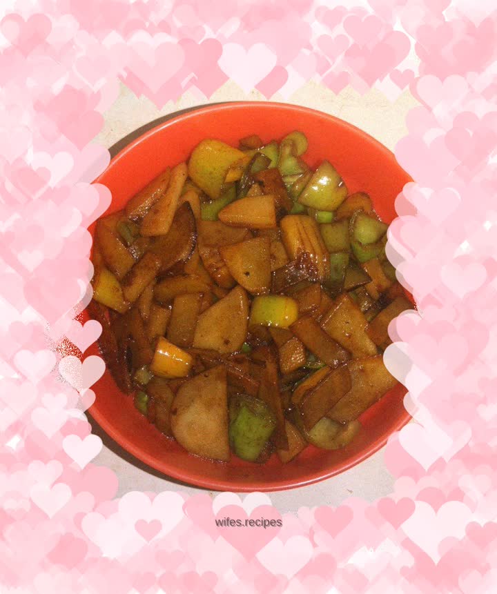 Stir-fried potato slices with spicy pepper