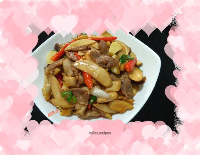 Stir-fried king oyster mushrooms with mutton