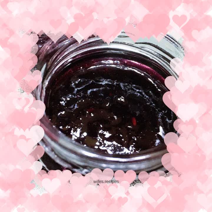 Beautiful and delicious grape jam