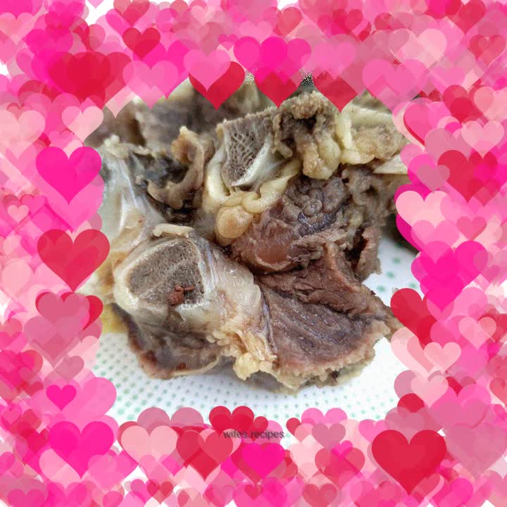 Braised beef and scorpion