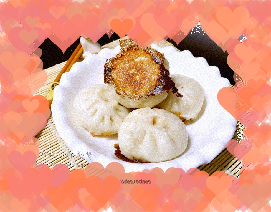 Cabbage and beef fried buns