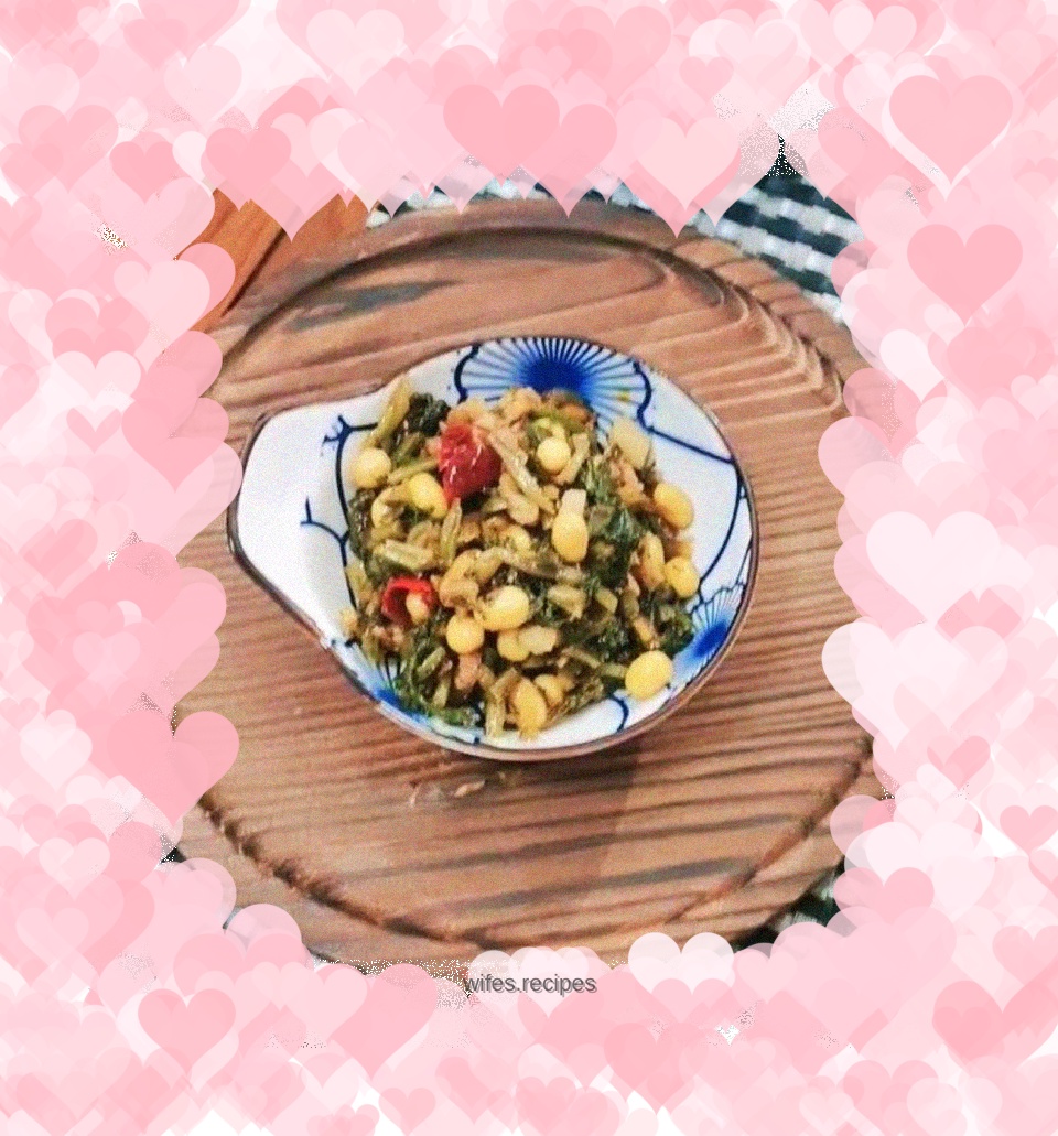 Stir-fried mustard mustard with soybeans and minced meat