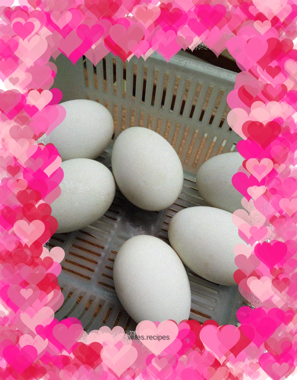 Homemade salted duck eggs