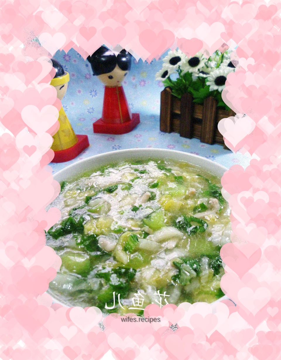 Shredded pork soup with two vegetables