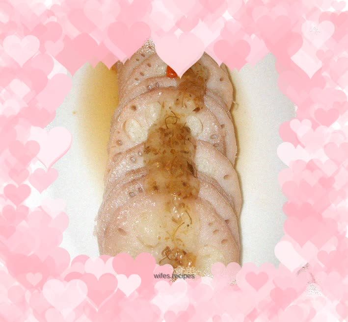 Osmanthus glutinous rice and lotus root