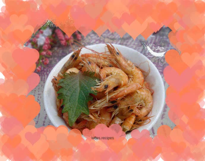 Stir-fried river shrimp with perilla