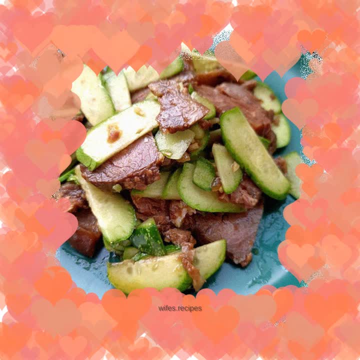Beef with Cucumber Sauce