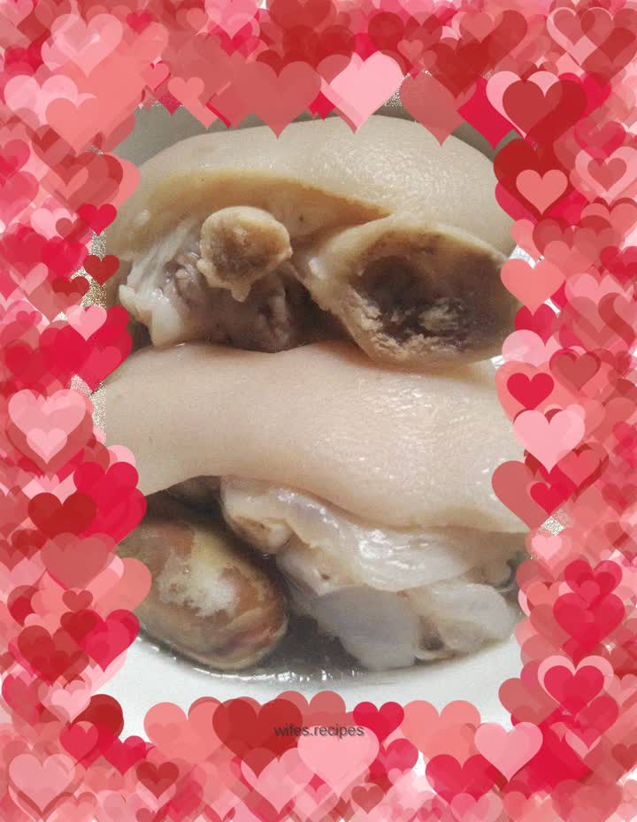 Jackfruit Kernel Pork Trotter Soup