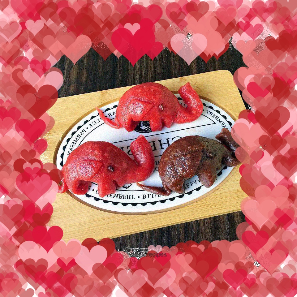 Elephant bean paste bun