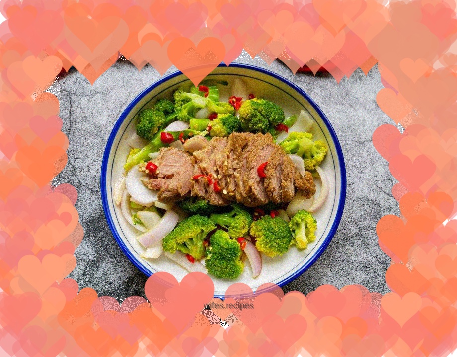 Beef with broccoli and onions
