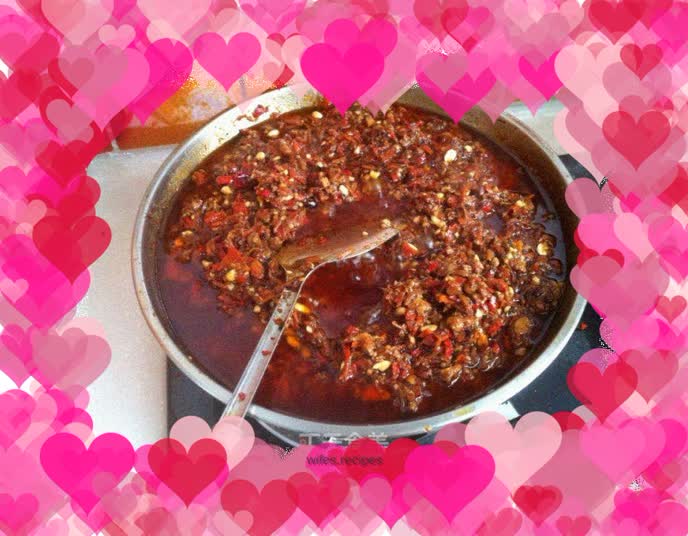 Homemade chili sauce