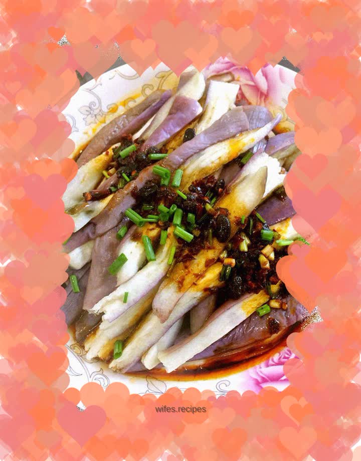 Delicious steamed eggplant
