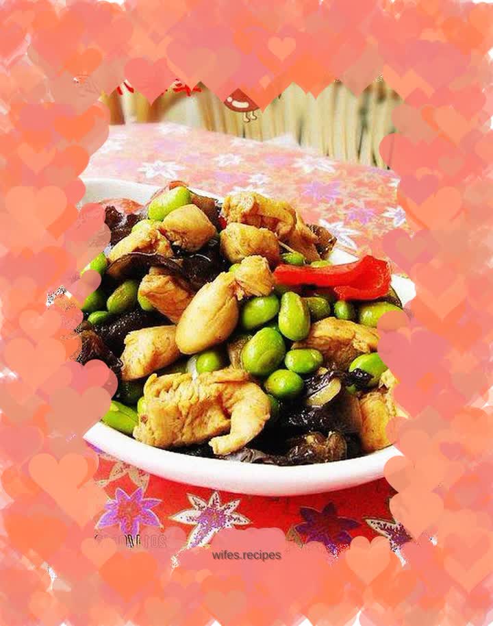 Stir-fried diced chicken with edamame