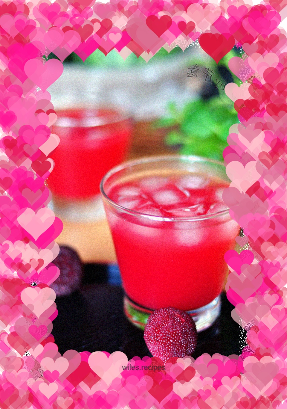 Chilled bayberry juice