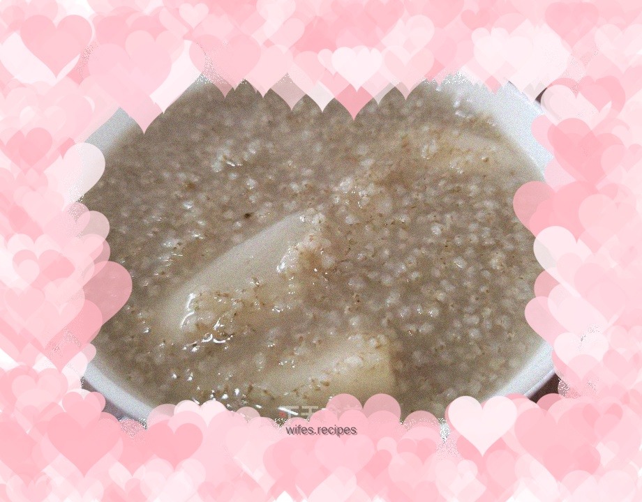 Black millet and yam porridge