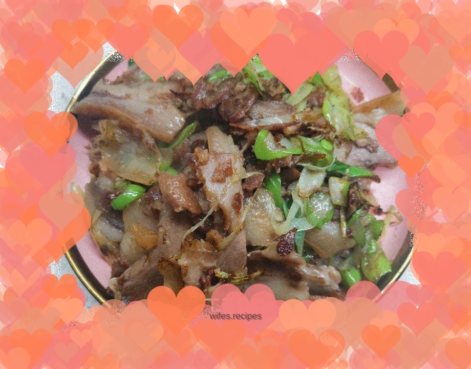 Stir-fried pork head with green onions