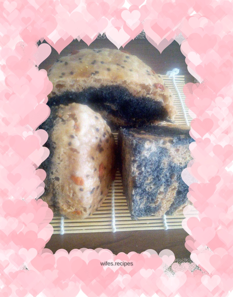 Brown sugar and black sesame steamed cake