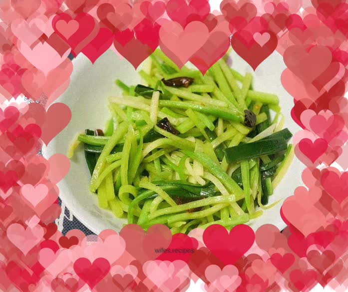 Stir-fried shredded radish