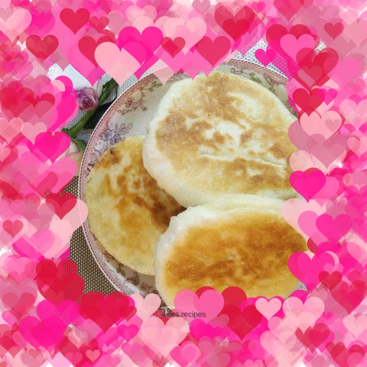 Crispy fried scallion pancakes