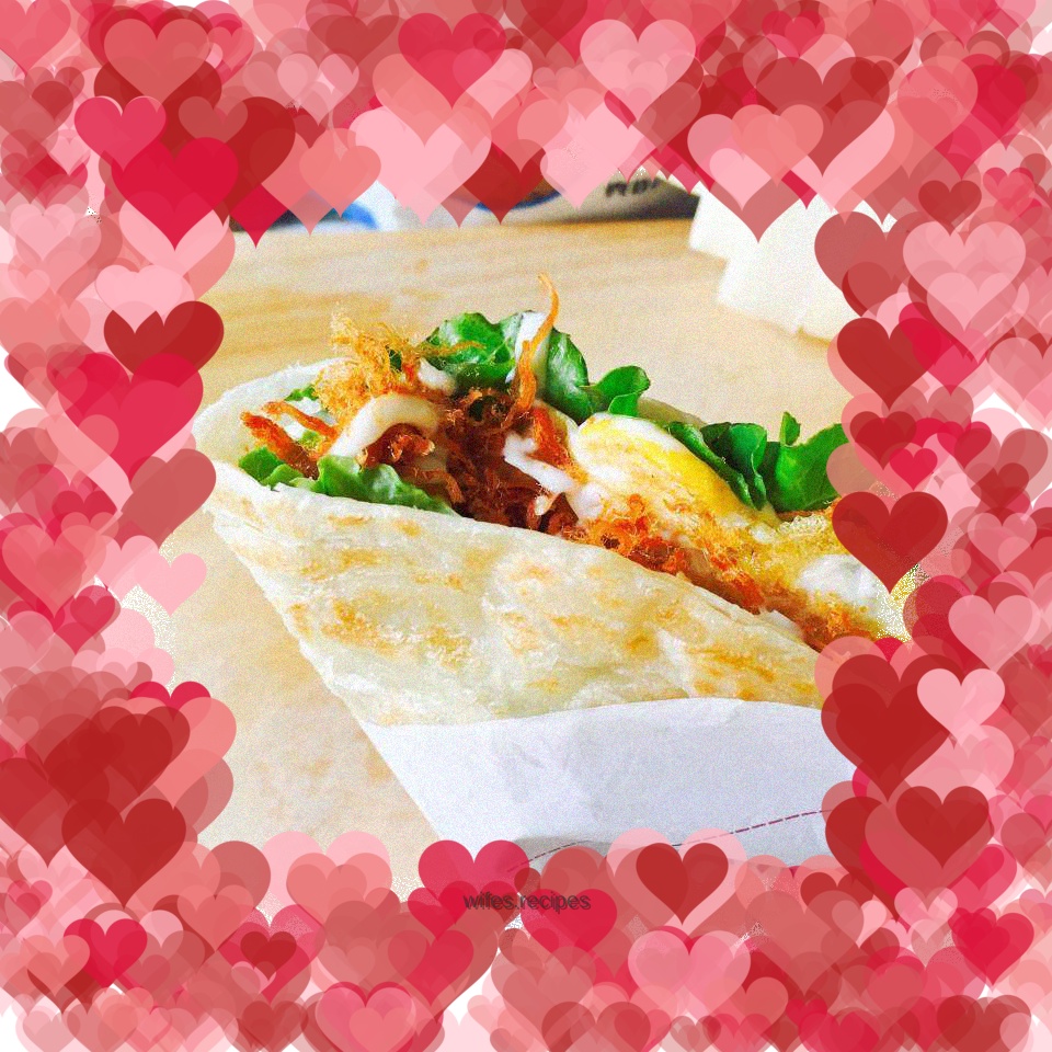 Egg and meat floss hand cakes