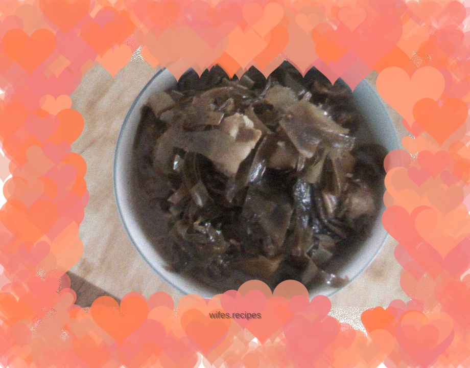 Pork and seaweed stew