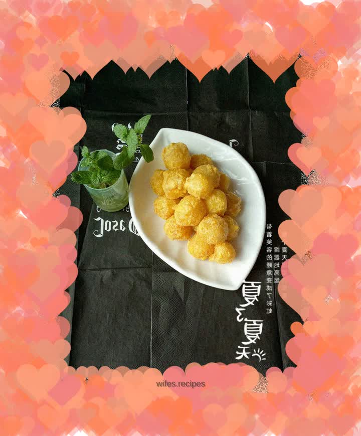 Salted egg yolk potato balls