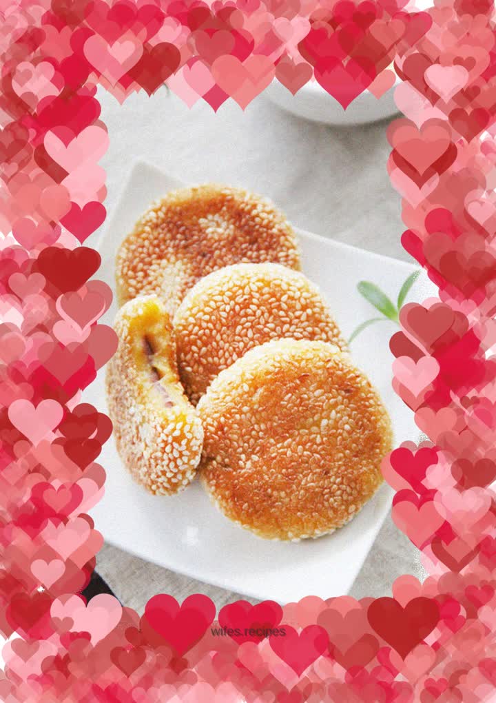 A pumpkin delicacy not to be missed during pumpkin season—pumpkin pie