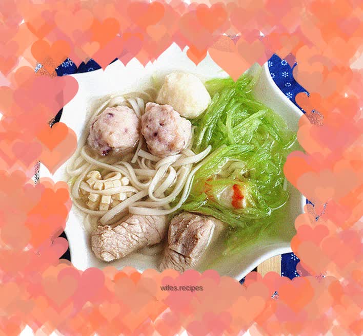 Pork ribs and fish ball noodles