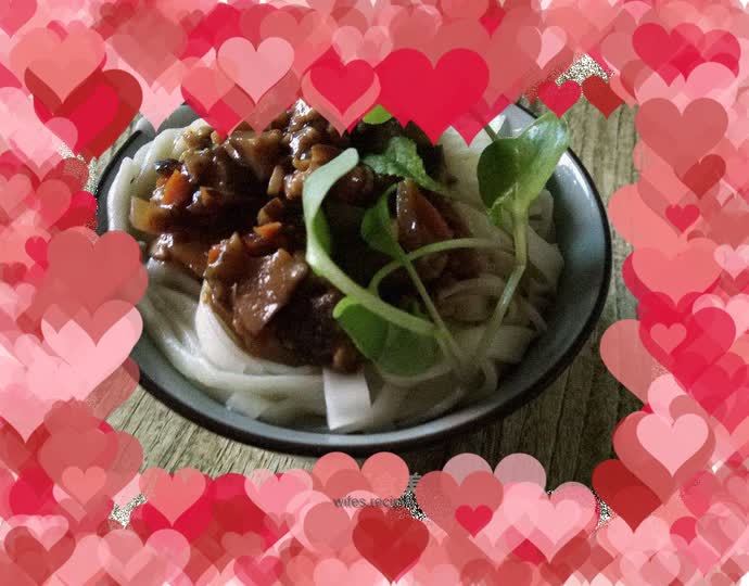 Braised noodles with mushroom sauce