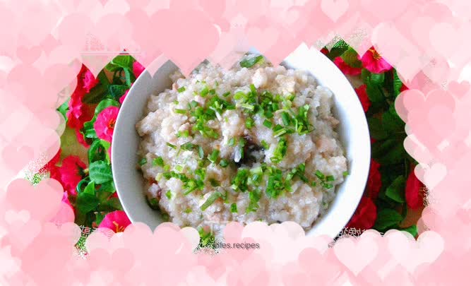 Preserved egg, tofu and lean meat porridge