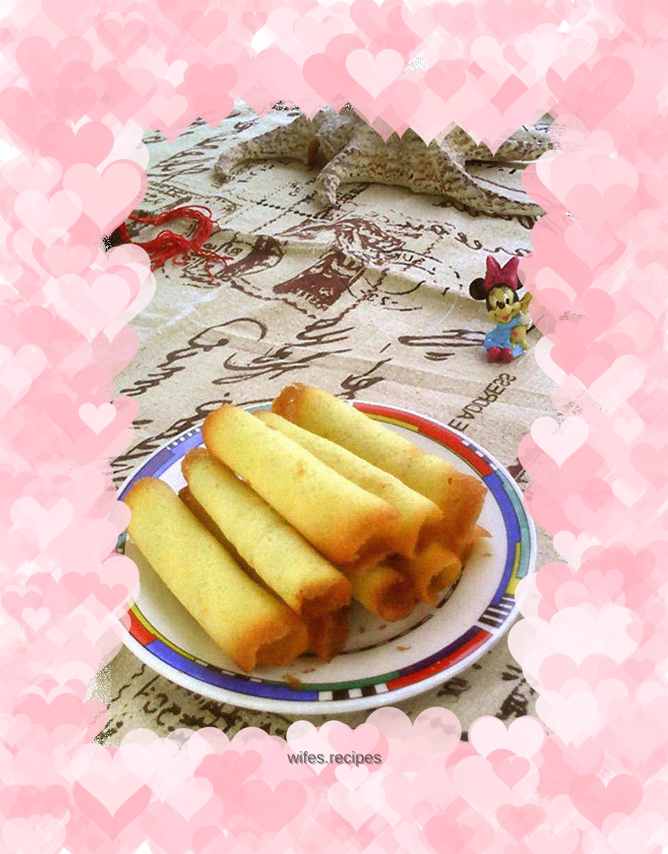 Vanilla cigarette cookies