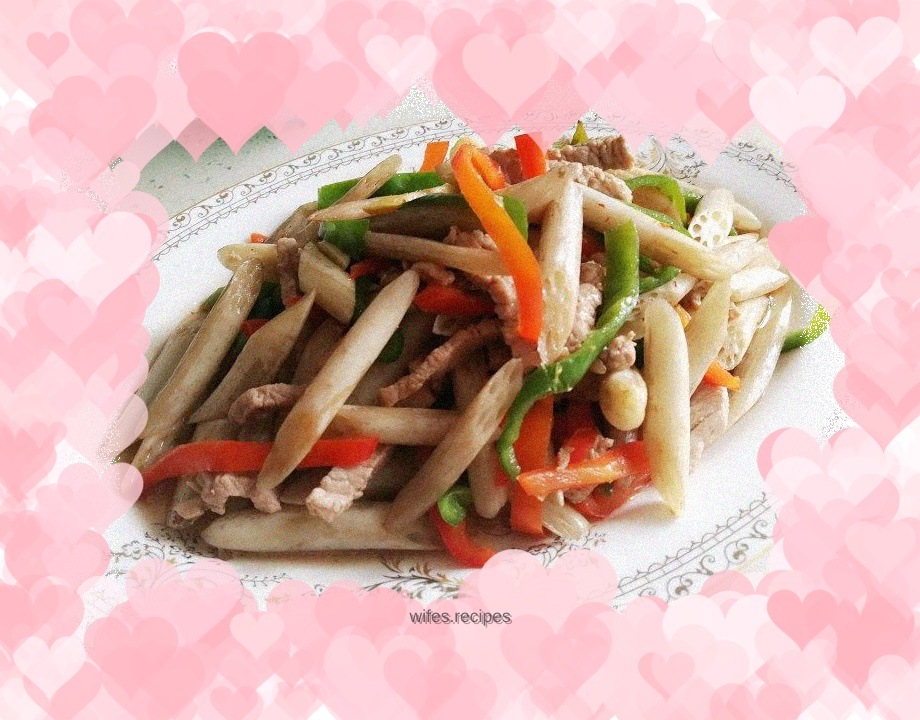 Stir-fried lotus root strips
