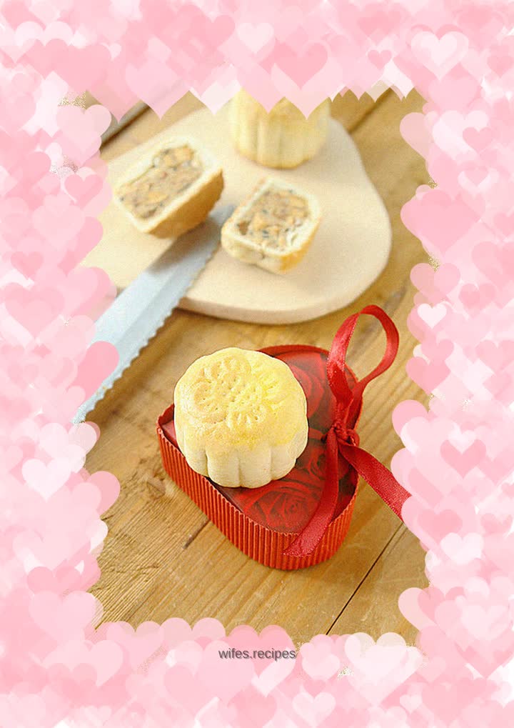 New style five-nut mooncake