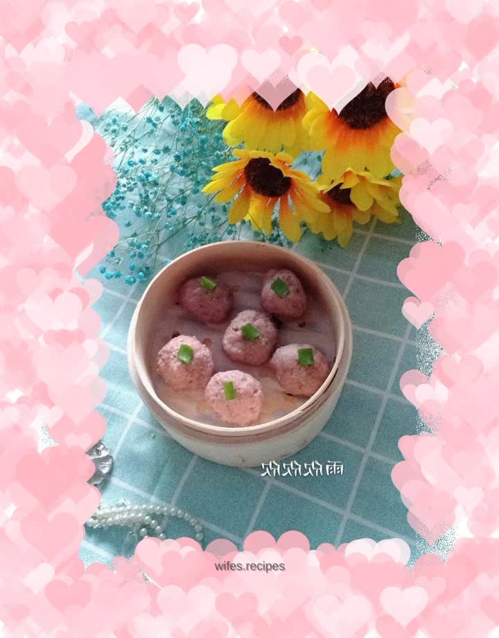 Steamed lotus root meatballs