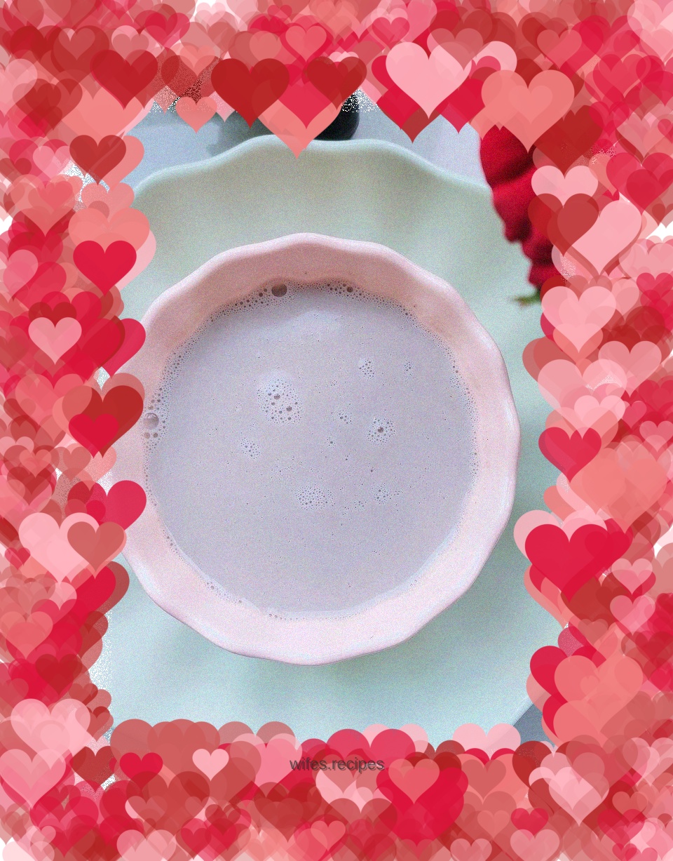 Black bean and peanut soy milk