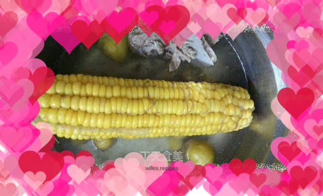 Corn, chestnut and fan bone soup