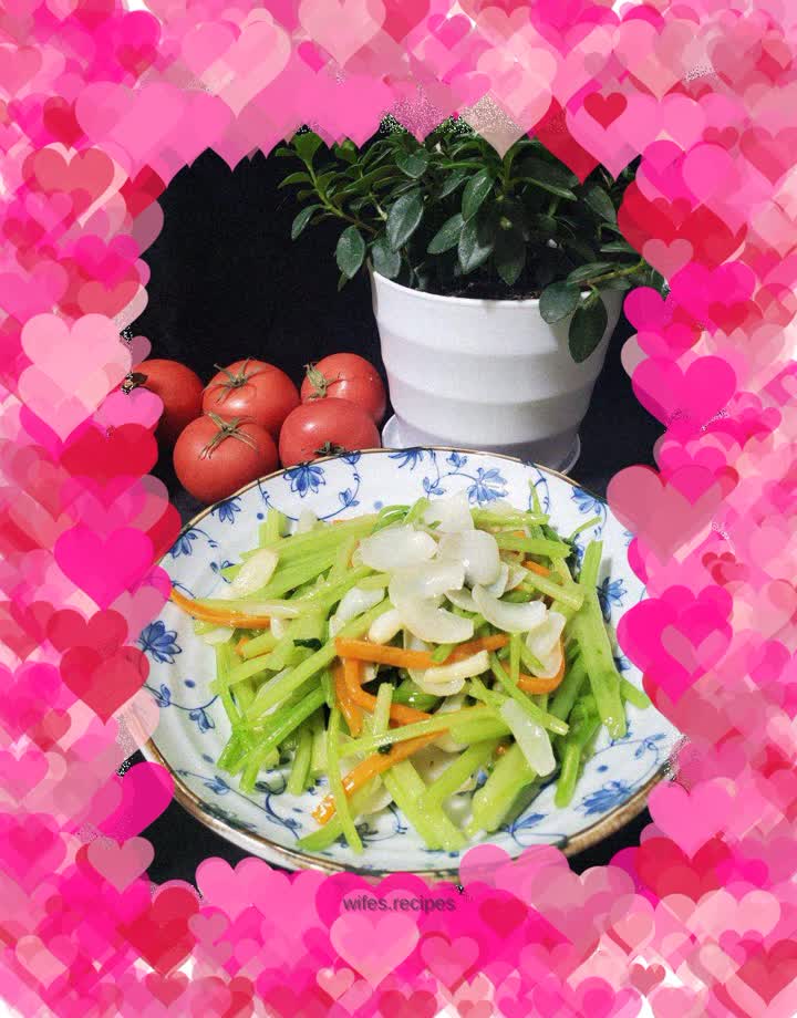 Stir-fried fresh lilies with parsley