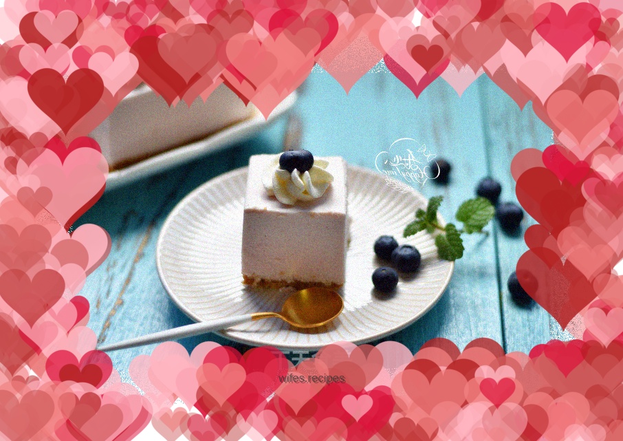 Blueberry yogurt mousse cake (no-bake version)