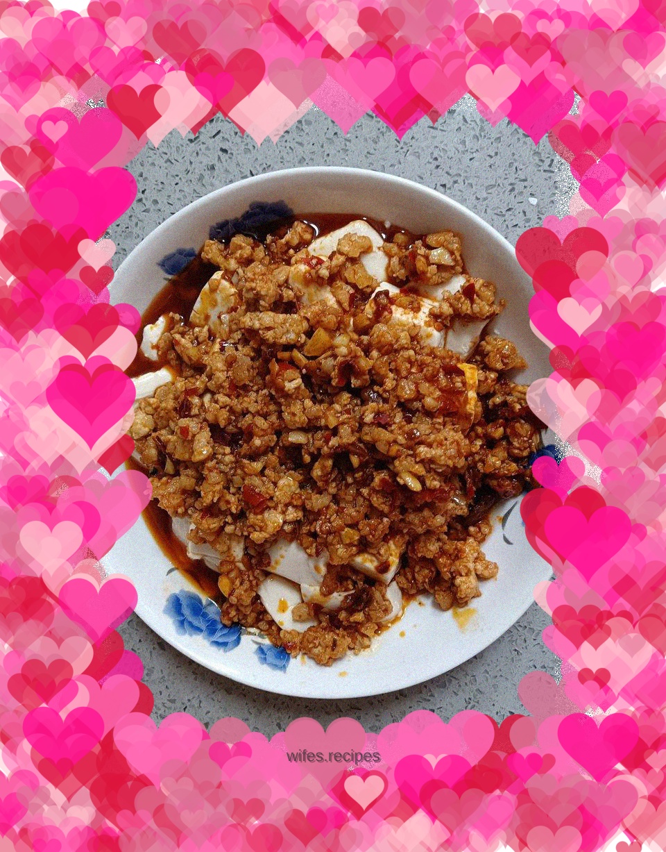 Tofu with minced meat and fat