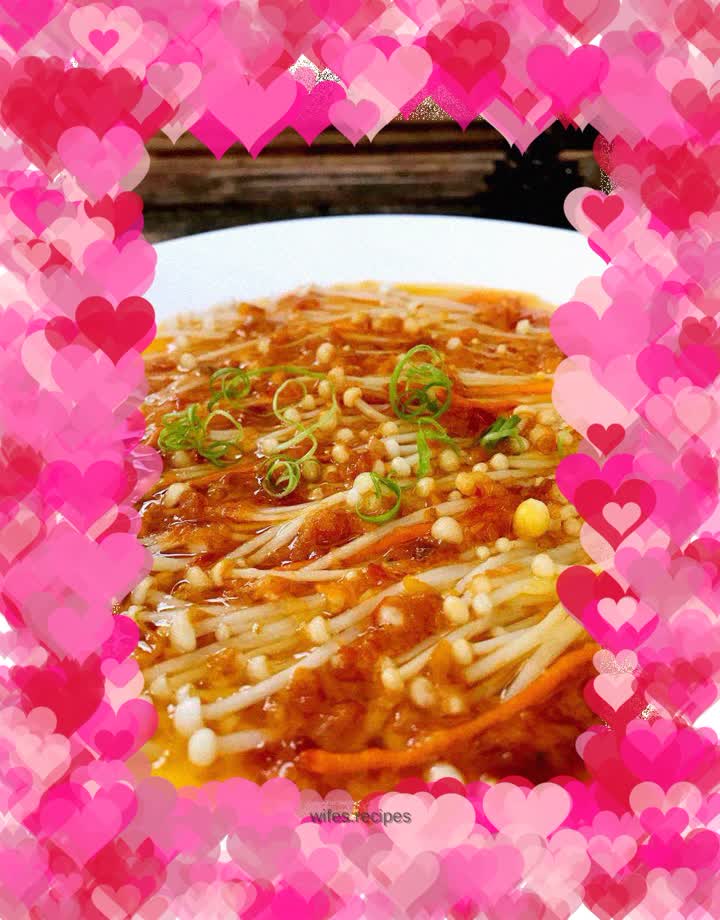 Steamed Cordyceps and Mushrooms with Chopped Pepper