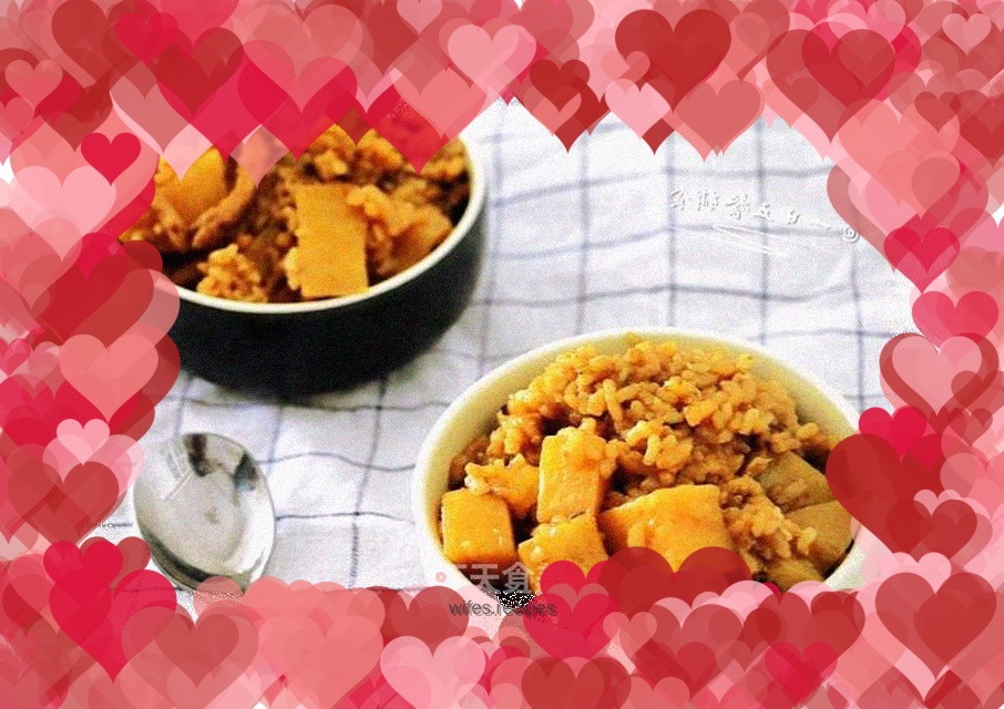 Potato braised rice