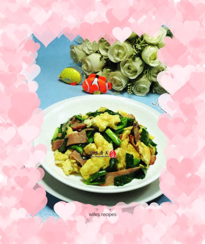 Scrambled Eggs with Chives and Bacon