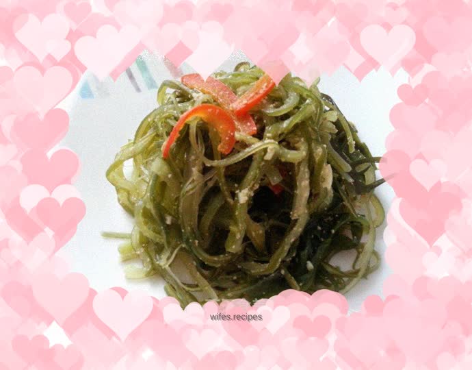 Stir-fried kelp stems with perilla seed powder