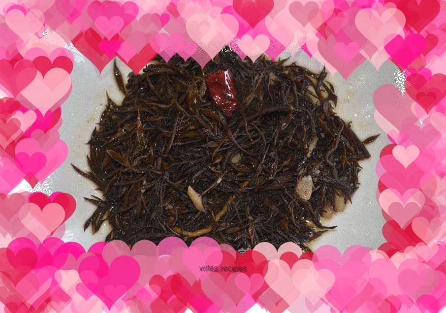 Stir-fried hijiki (a healthy vegetable in spring)